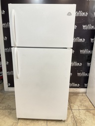 [83844] White Westinghouse Used Refrigerator