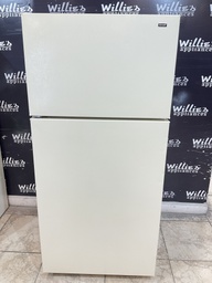 [88979] Hotpoint Used Refrigerator Top and Bottom 28x61 1/2”