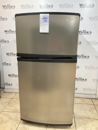[89062] Whirlpool Used Refrigerator Top and Bottom 33x66