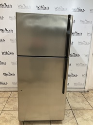[89092] Ge Used Refrigerator Top and Bottom 30x66 1/2”