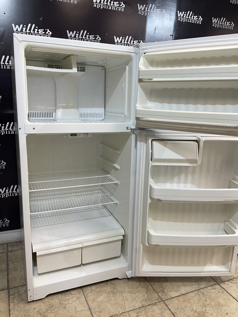 Hotpoint Used Refrigerator Top and Bottom 28x61 1/2” (White) 
