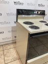 Hotpoint Used Electric Stove 220volts (40/50 AMP) 30inches {no cord} (Bisque/Black) 