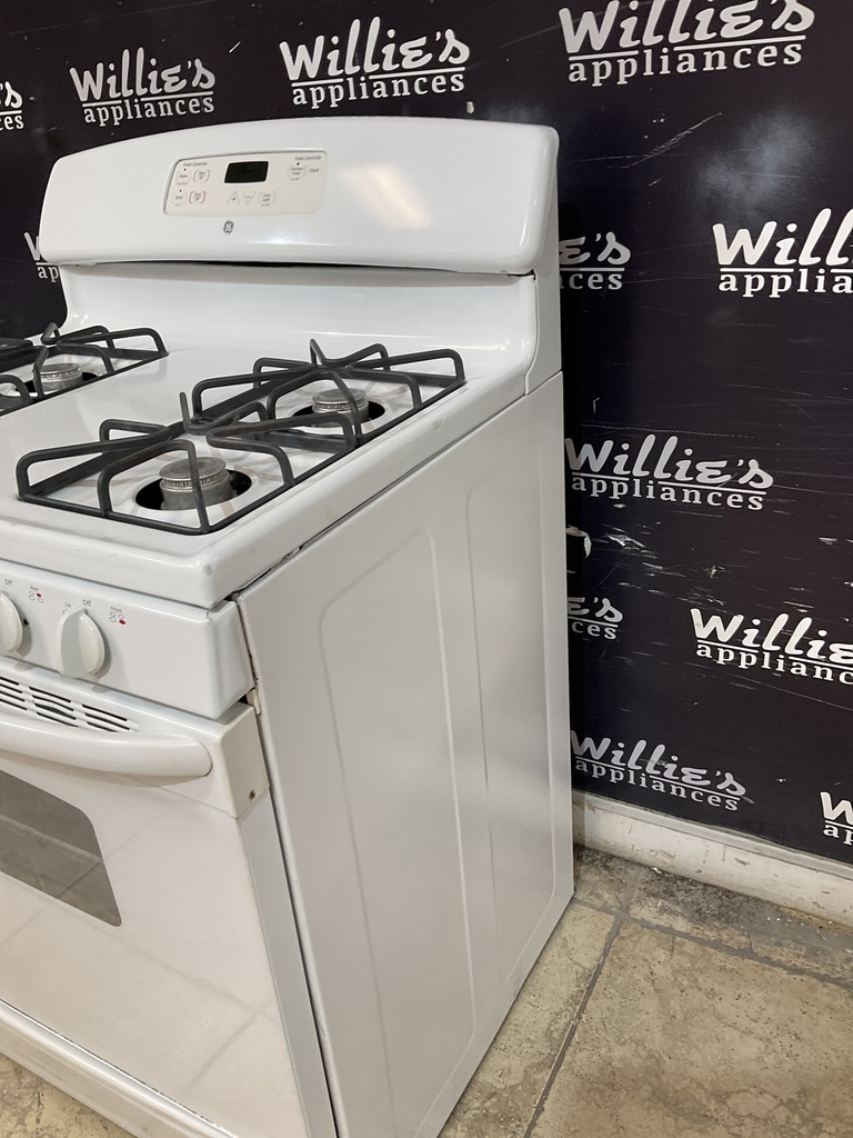 Ge Used Natural Gas Stove 30inches (White) 
