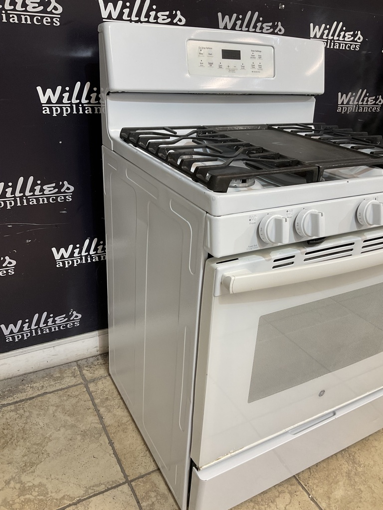 Ge Used Natural Gas Stove 30inches (White) 