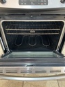 Frigidaire Used Electric Stove 220volts (40/50 AMP) 30inches {no cord} (Stainless steel ) 