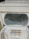 Kenmore Used Electric Dryer 220volts (30 AMP) 27inches {3 prong} (White)