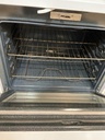 Ge Used Electric Stove 220volts (40/50 AMP) 30inches {no cord} (White) 