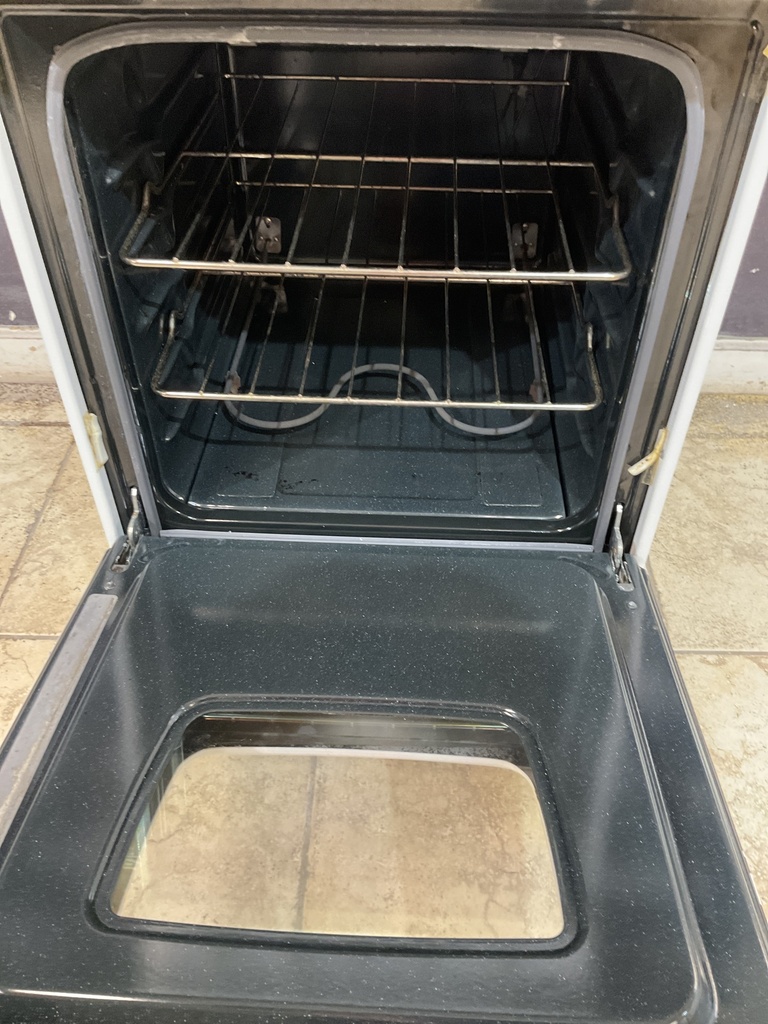 Amana Used Electric Stove 220volts (40/50 AMP) 19 1/2” (White) 
