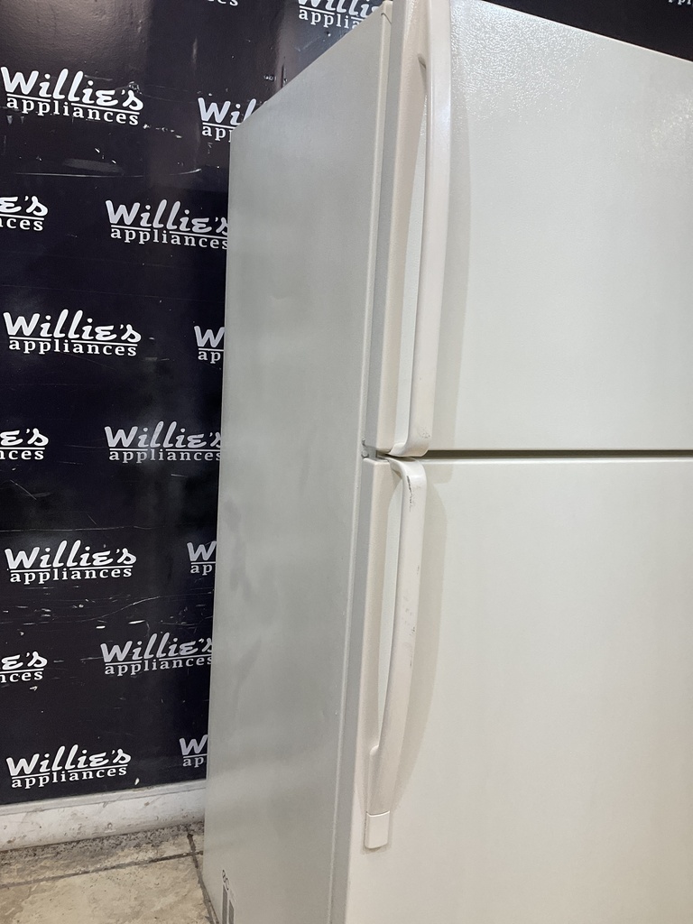 Whirlpool Used Refrigerator Top and Bottom 33x66 (Bisque) 