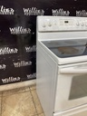 Frigidaire Used Electric Stove 220volts (40/50 AMP) 30inches {4 prong} (White) 