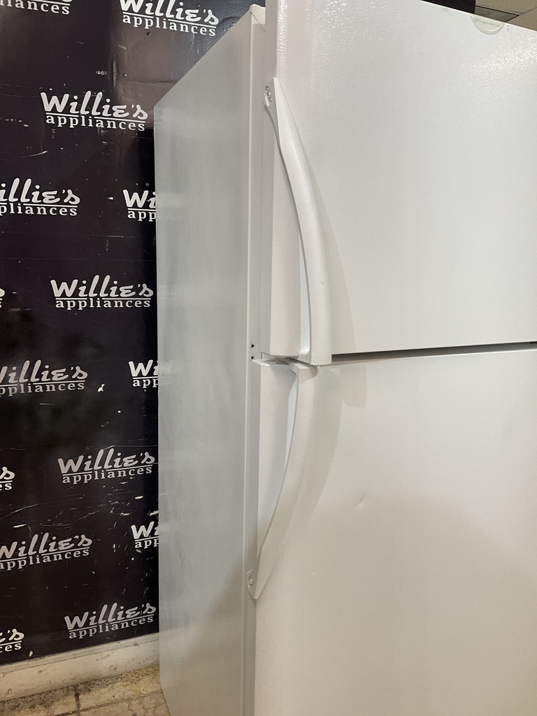 Frigidaire Used Refrigerator Top and Bottom 30x69 (White) 