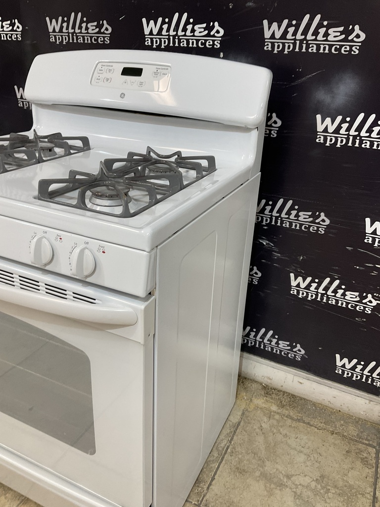 Ge Used Natural Gas Stove 30inches (White) 