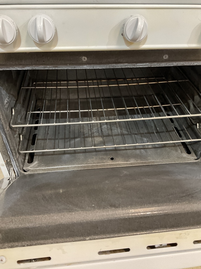 Premier Used Natural Gas Stove  30inches (White) 