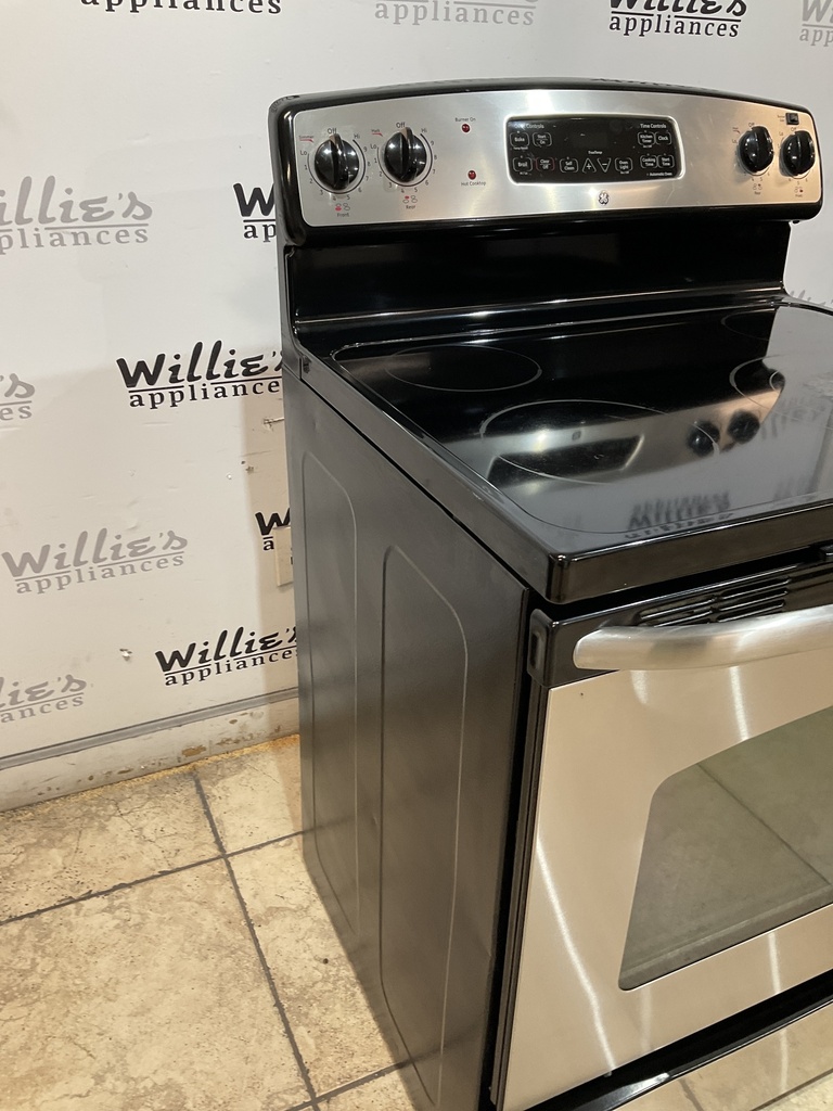 Ge Used Electric Stove 220volts (40/50 AMP) 30inches {3 prong} (Stainless steel) 