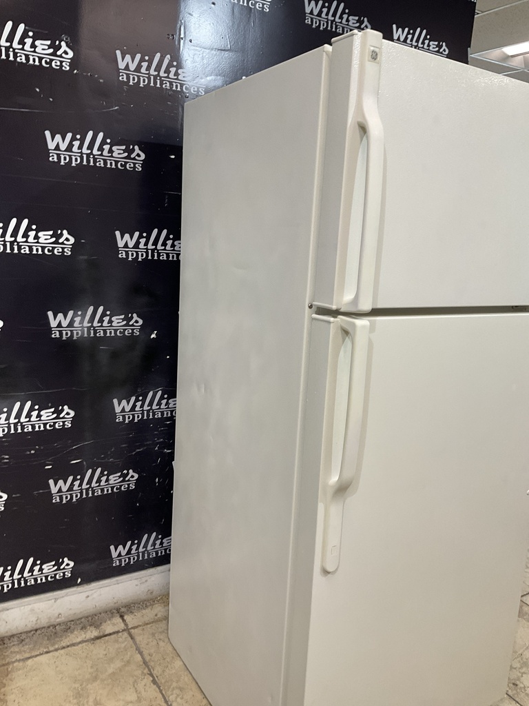 Ge Used Refrigerator Top and Bottom 28x64 1/2” (Bisque) 
