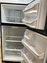 Frigidaire Used Refrigerator Top and Bottom 28 1/2” x 65”