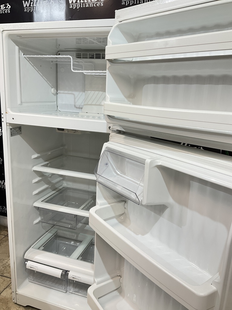 Ge Used Refrigerator Top and Bottom 28x67 (White) 