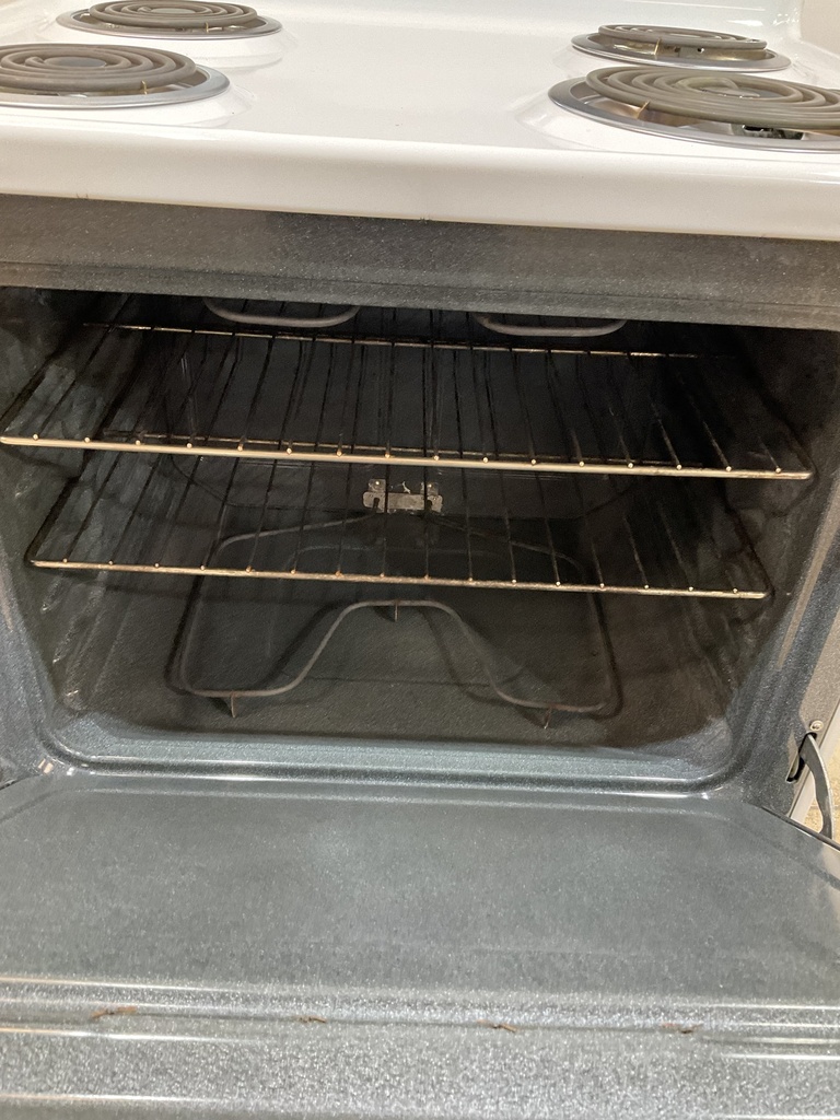 Ge Used Electric Stove 220volts (40/50 AMP) 30inches {no cord} (White/Black) 