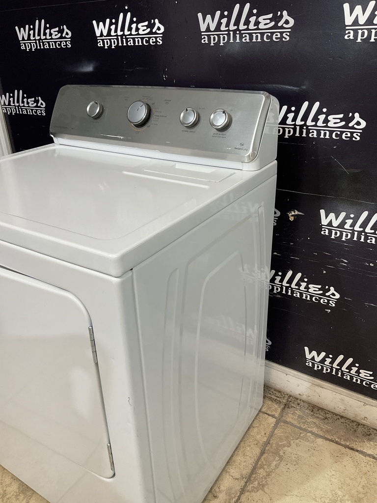 Maytag Used Electric Dryer 220volts (30 AMP) 29inches (White) 