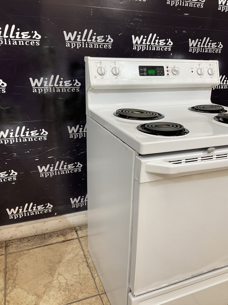 Ge Used Electric Stove 220volts (40/50 AMP) 30inches {no cord} (White) 