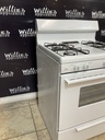 Frigidaire Used Natural Gas Stove 30inches (White) 