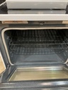 Whirlpool Used Electric Stove 220volts (40/50 AMP) 30inches {4 prong} (white) 