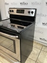 Frigidaire Used Electric Stove 220volts (40/50 AMP) 30inches {no cord} (Stainless steel) 