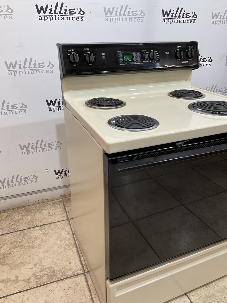 Hotpoint Used Electric Stove 220volts (40/50 AMP) 30inches {no cord} (Bisque/Black) 