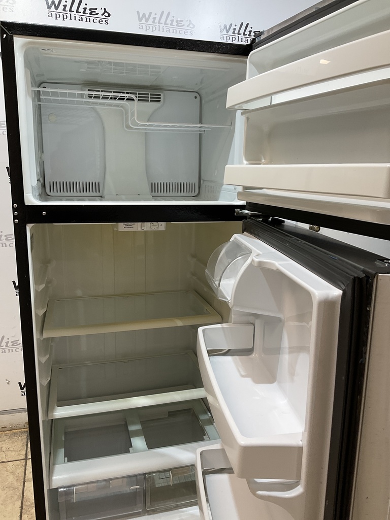 Ge Used Refrigerator Top and Bottom 28x67 (Stainless Steel) 