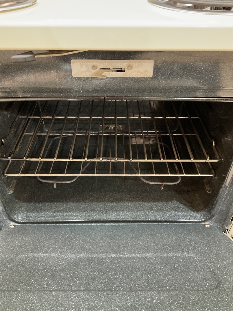 Hotpoint Used Electric Stove 220volts (40/50 AMP) 30inches {no cord} (Bisque/Black)