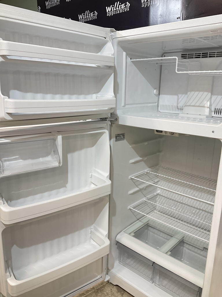 Ge Used Refrigerator Top and Bottom 28x65 (White) 