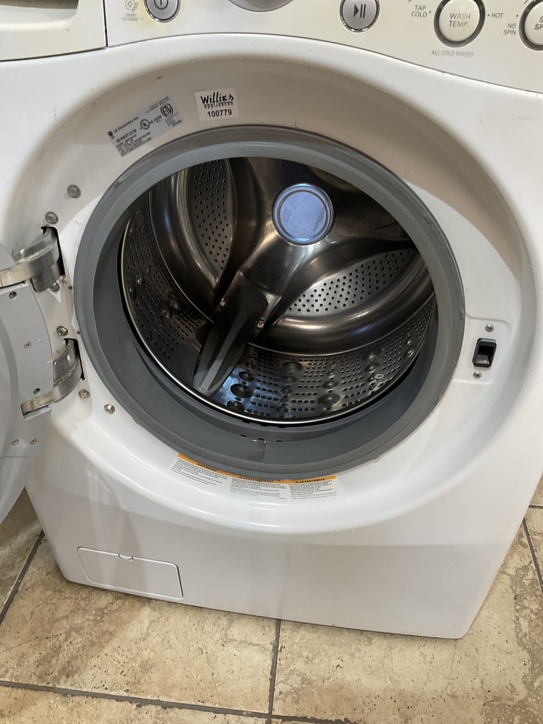 Lg Used Washer Front- load 27inches (White) 