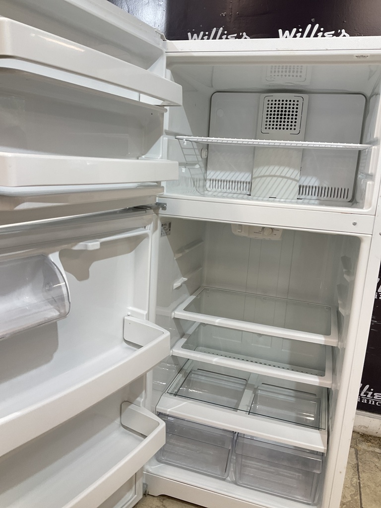 Ge Used Refrigerator Top and Bottom 28x61 (White) 