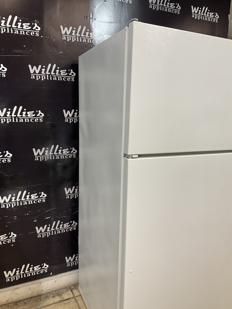 Whirlpool Used Refrigerator Top and Bottom 28x62 1/2” (White) 