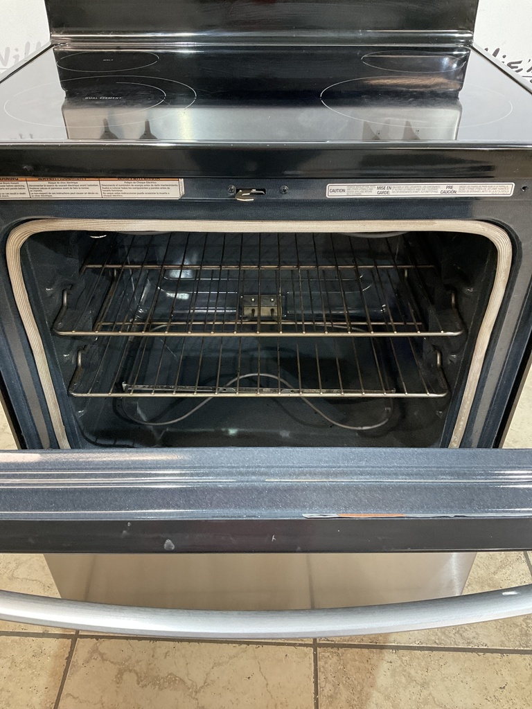 Whirlpool Used Electric Stove 220volts (40/50 AMP) 30inches {3 prong} (Stainless steel) 