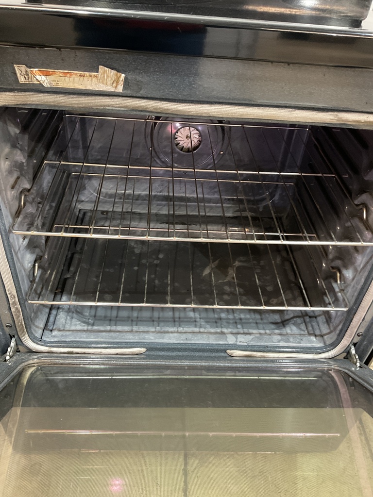 Whirlpool Used Electric Stove 220volts (40/50 AMP) 30inches {3 prong} (Stainless steel)