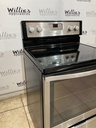 Whirlpool Used Electric Stove 220volts (40/50 AMP) 30inches {3 prong} (Stainless steel)