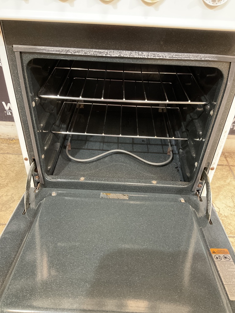 Magic Chef Used Electric Stove 220volts (40/50 AMP) 20inches {3 prong} (White) 