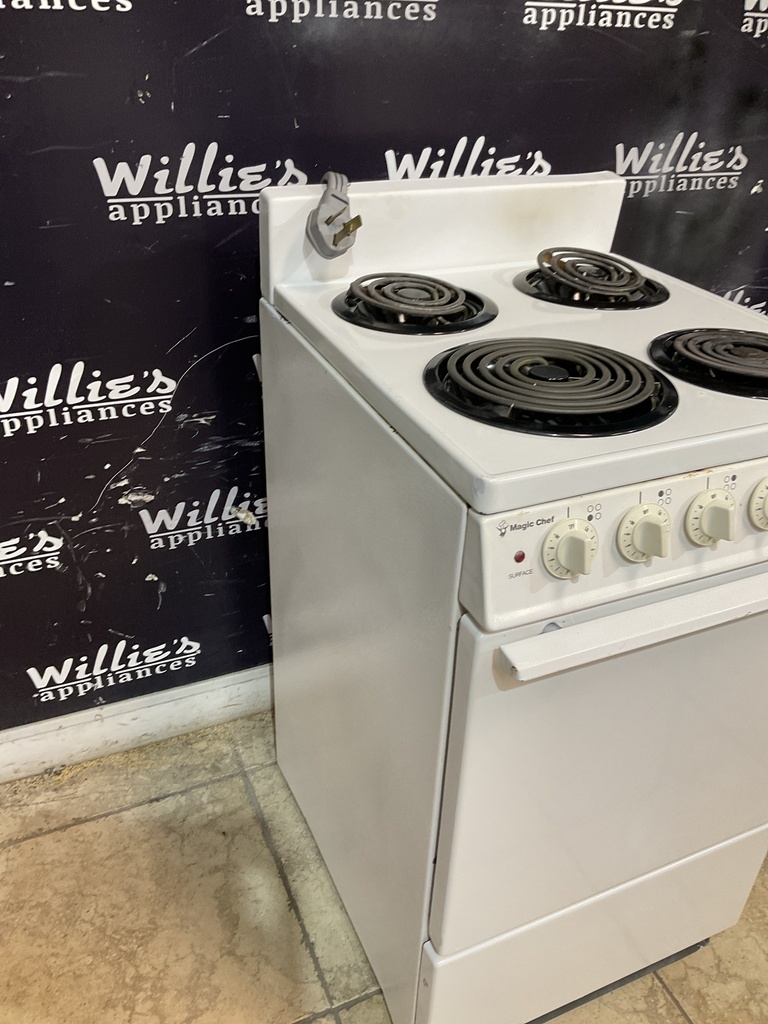 Magic Chef Used Electric Stove 220volts (40/50 AMP) 20inches {3 prong} (White) 