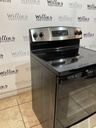 Ge Used Electric Stove 220volts (40/50 AMP) 30inches {3 prong} (Stainless steel) 