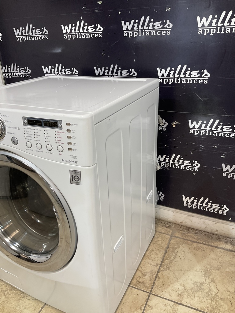 Lg Used  onboard Washer/Dryer Front-load 27inches (White) 