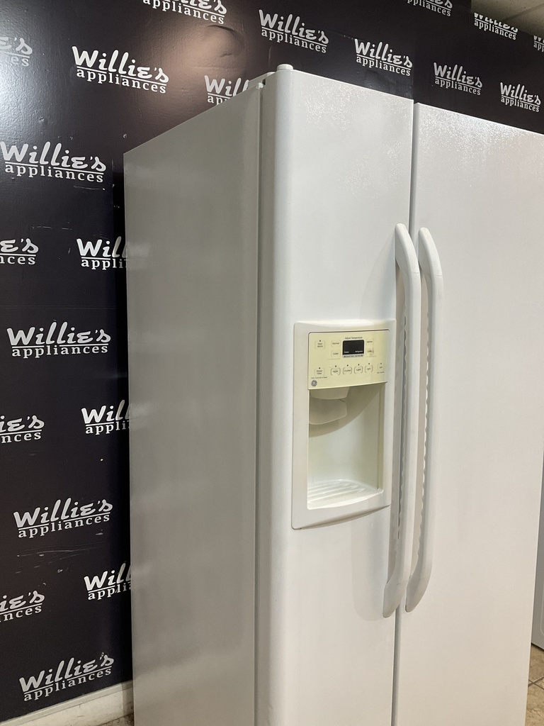 Ge Used Refrigerator Side by Side 36x69 1/2” (White) 