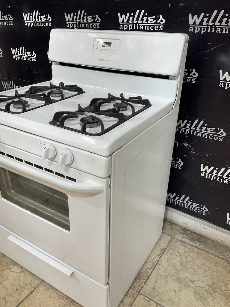 Frigidaire Used Natural Gas Stove 30inches (white) 
