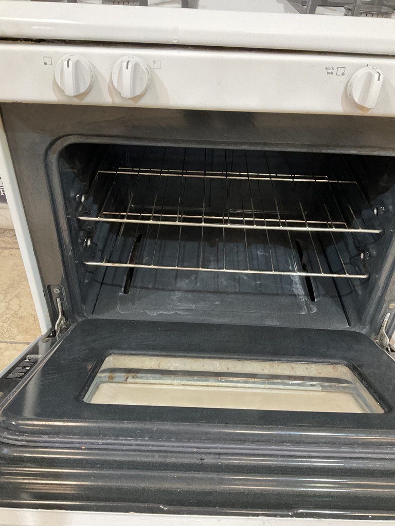 Frigidaire Used Natural Gas Stove 30inches (white) 
