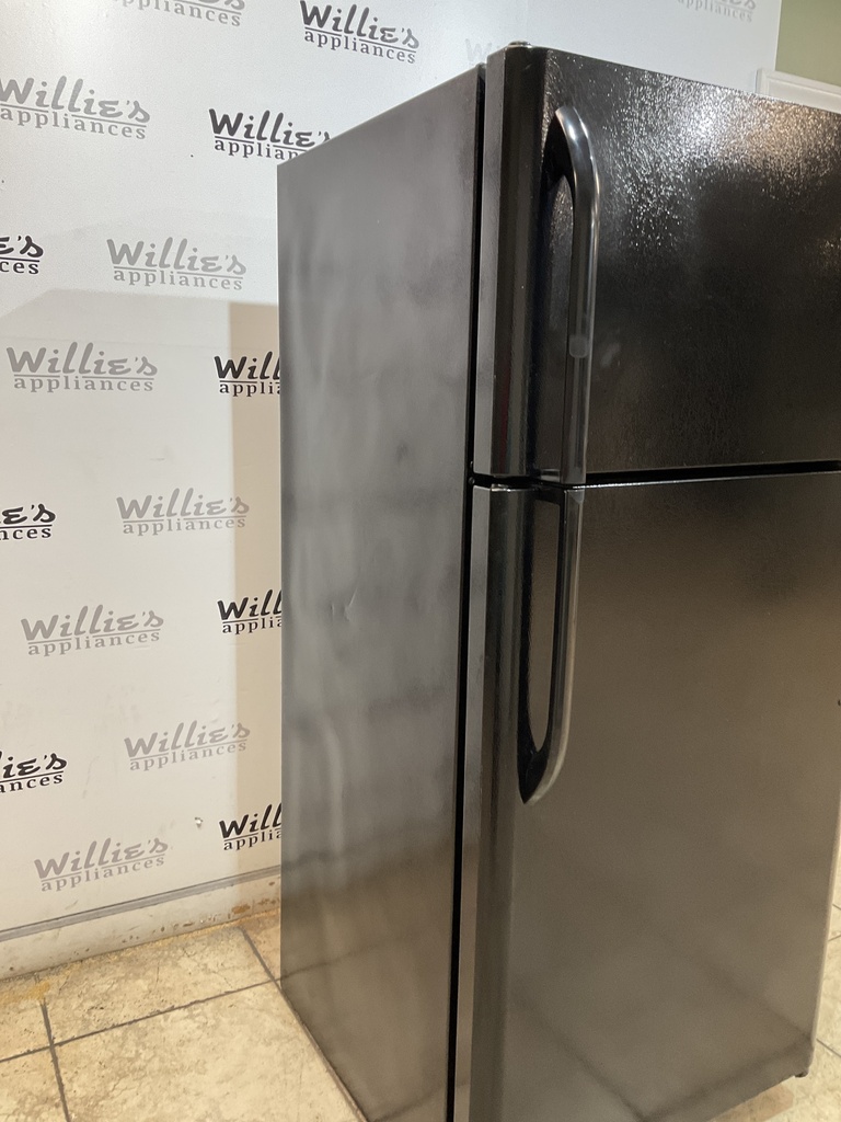 Frigidaire Used Refrigerator Top and Bottom 30x66 (Black) 