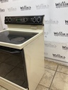 Ge Used Electric Stove 220volts (40/50 AMP) 30inches {4 prong} (Bisque/Black) 