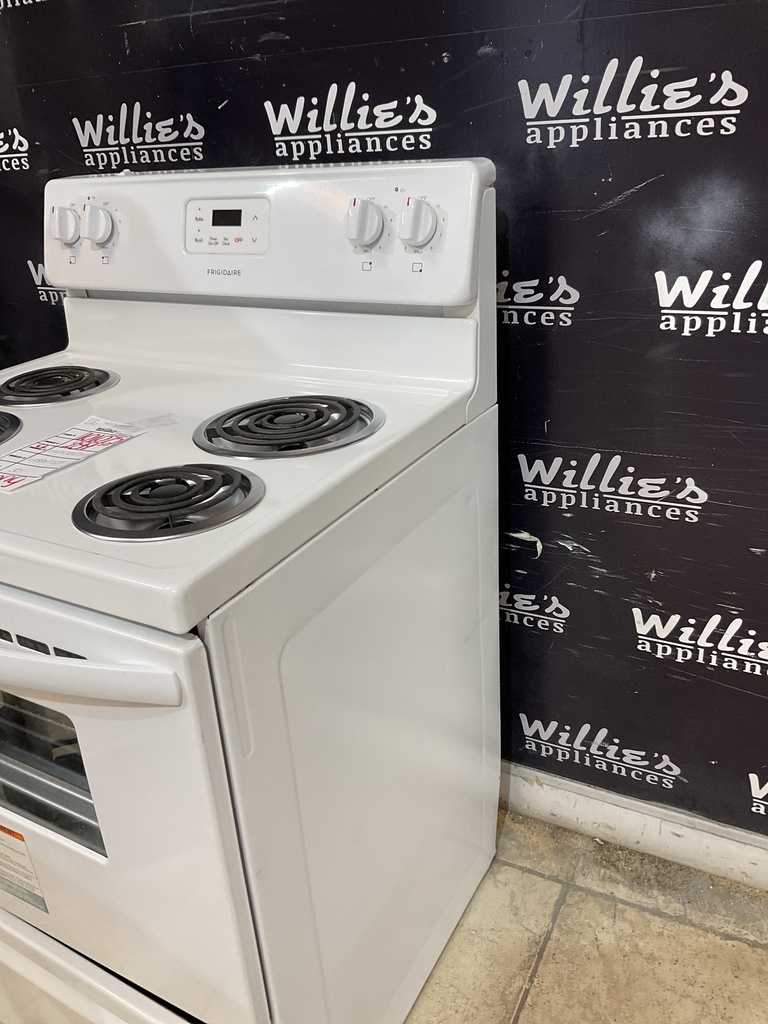 Frigidaire Used Electric Stove 220volts (40/50 AMP) 30inches {3 prong} (White) 