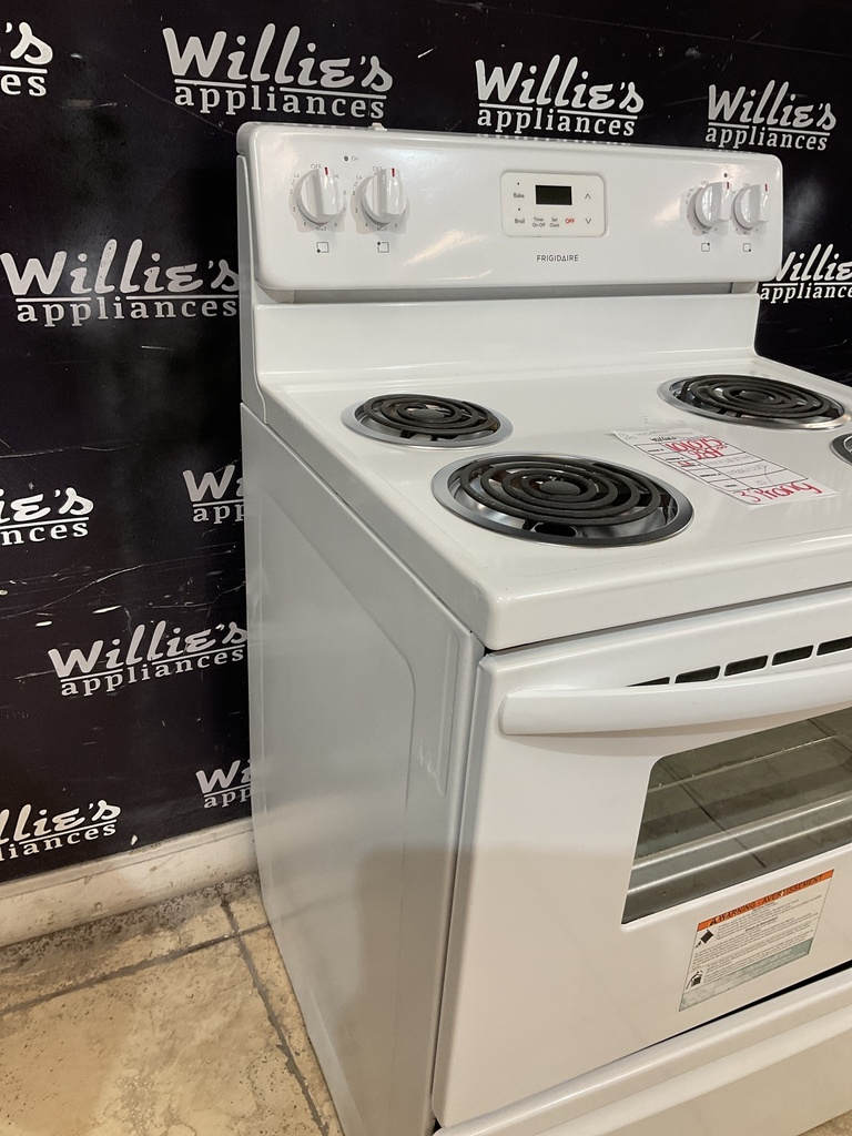 Frigidaire Used Electric Stove 220volts (40/50 AMP) 30inches {3 prong} (White) 