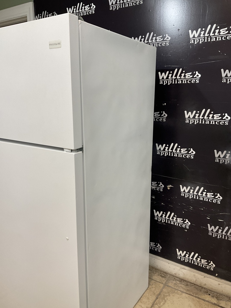 Frigidaire Used Refrigerator Top and Bottom 28 1/2” x 64 1/2” (White) 