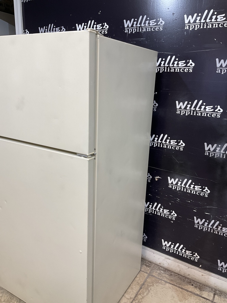 Ge Used Refrigerator Top and Bottom 28x61 1/2” (Bisque) 